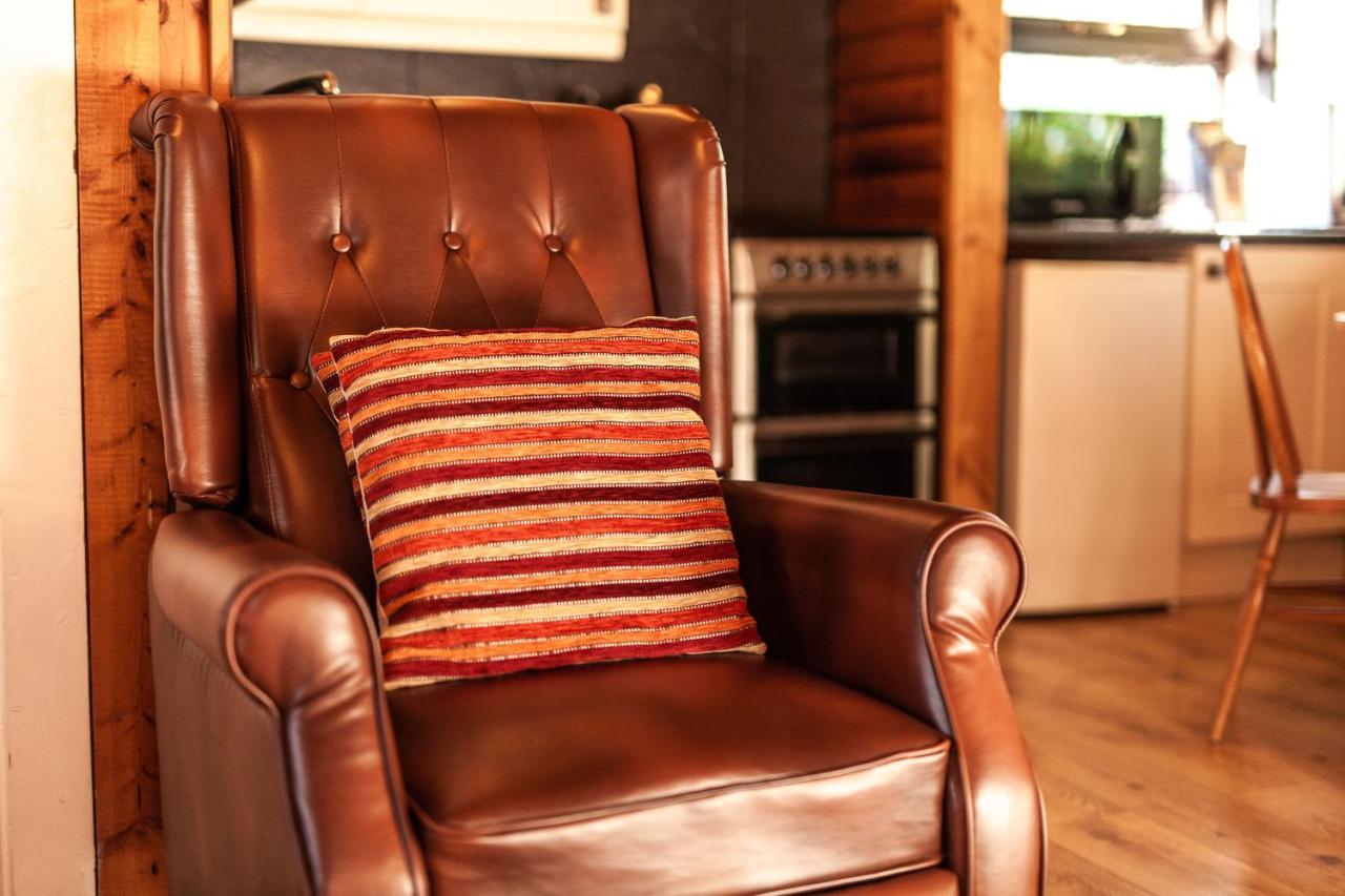 Stunning Log Cabin With Garden In Snowdonia - Hosted By Seren Short Stays Trawsfynydd 外观 照片
